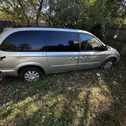 2007 Chrysler Town & Country