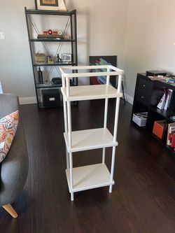 Bathroom shelf