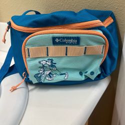 Disneyland Columbia Fanny Pack New 
