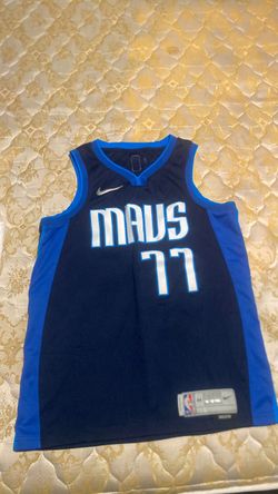 Mavs Luca dončič nba earned edition jersey 77 size M (44)  good condition