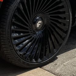 Forgiatos  Twisted Trimestra / Black Escalade/tahoe/cybertruck