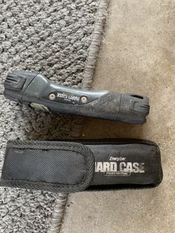 Hard case flashlights