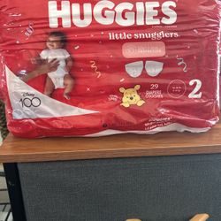 Huggies 