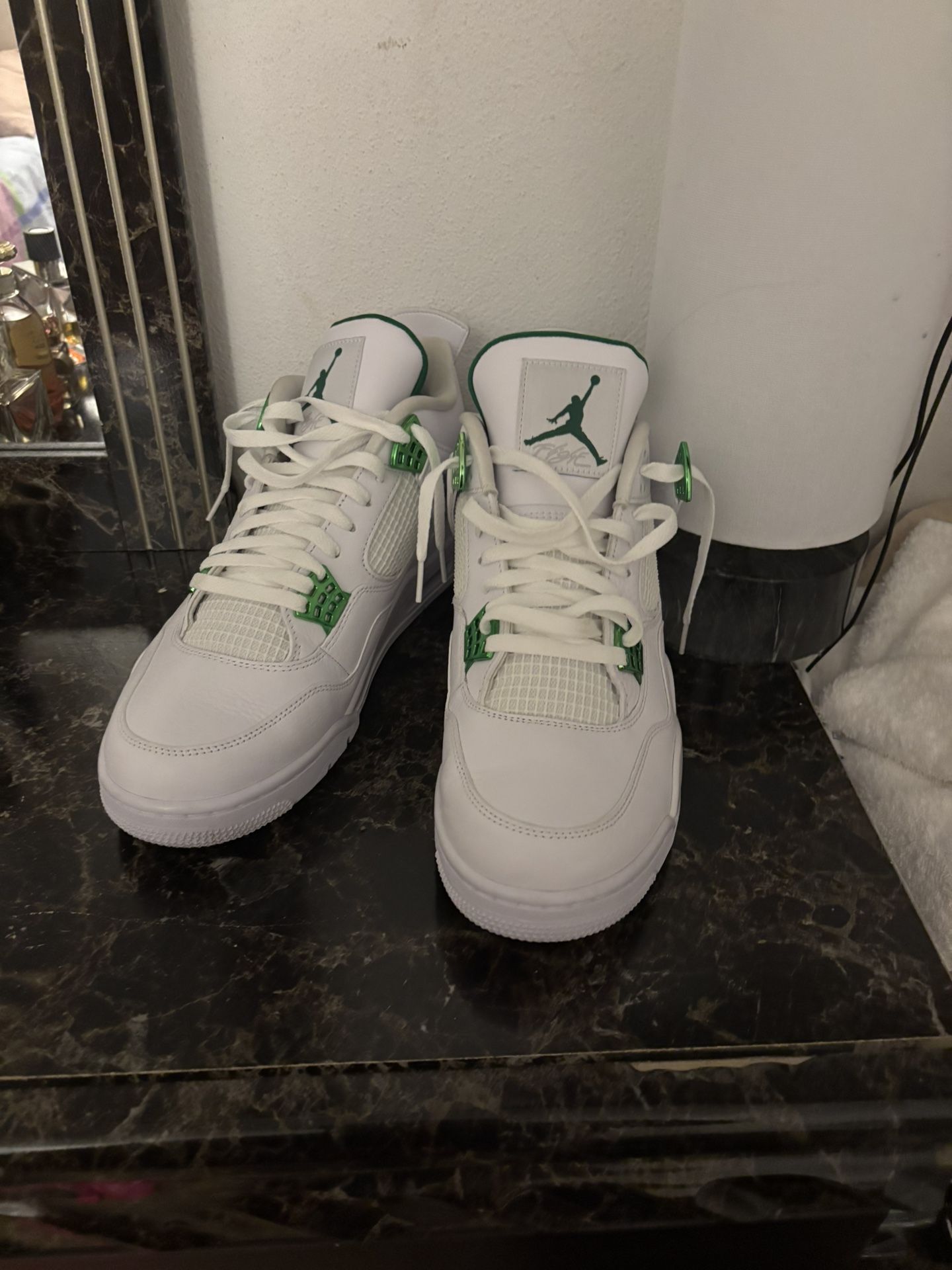 JORDAN FOUR METALLIC GREEN