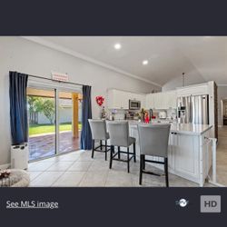 Counter Height Chairs /stools