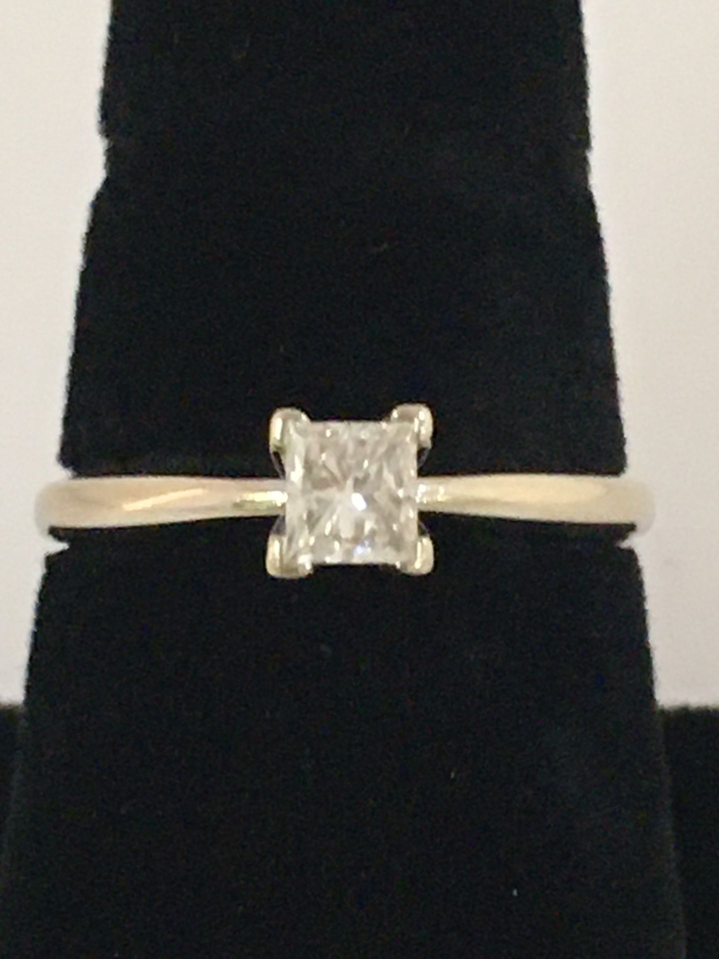 14k White Gold Engagement Ring