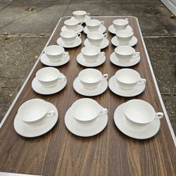 New 32 Pieces Fine Bone China Teacup Saucers