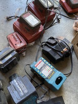 Hilti TE 5 a with charger and batteries!! And extra chargers for others