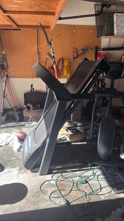 Treadmill (foldable)