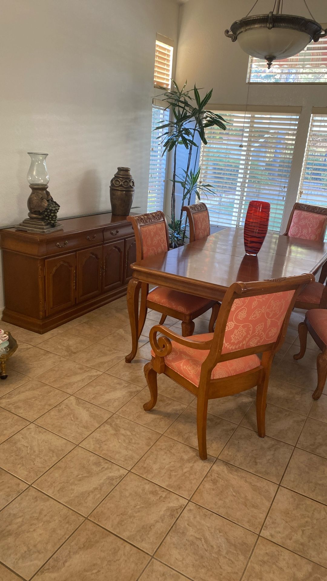 Dining Ser. Table With 8 Chairs And Buffet.