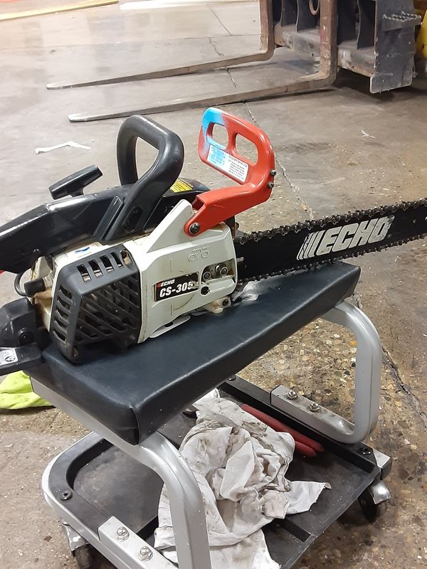 Gently Used Echo CS 305 Chain Saw for Sale in