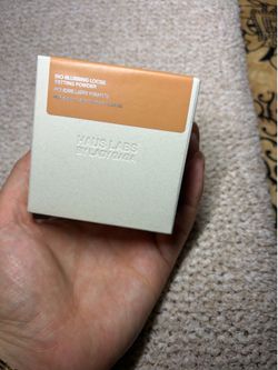 Haus Labs by Lady Gaga Bio-Blurring Loose Setting Powder in Deep Honey