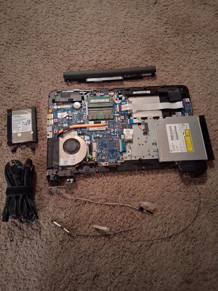 HP 17-x114dx For Parts 100$