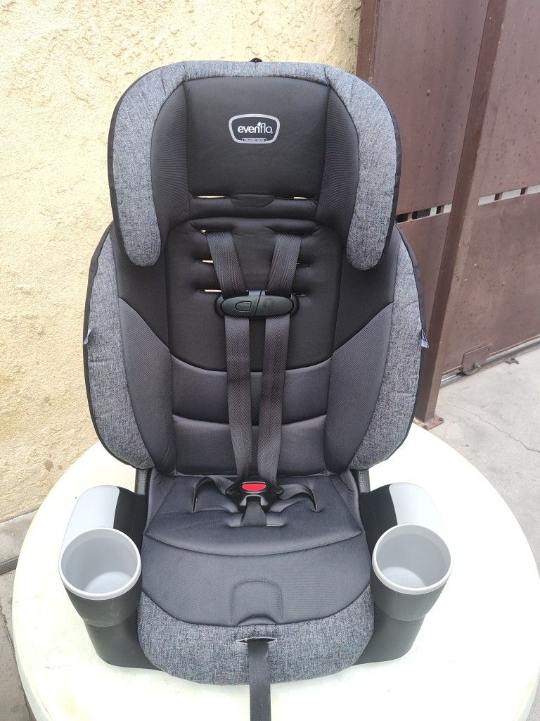 EVENFLO TODDLER BOOSTER SEAT