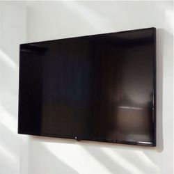 $30 for (1) 50" Gaming Monitors/Playstation/X-Box/LCD TV's - NOT SMART TV