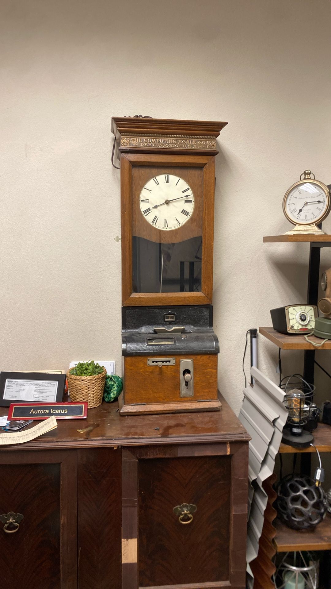 THE COMPUTING SCALE CO. Punch Clock