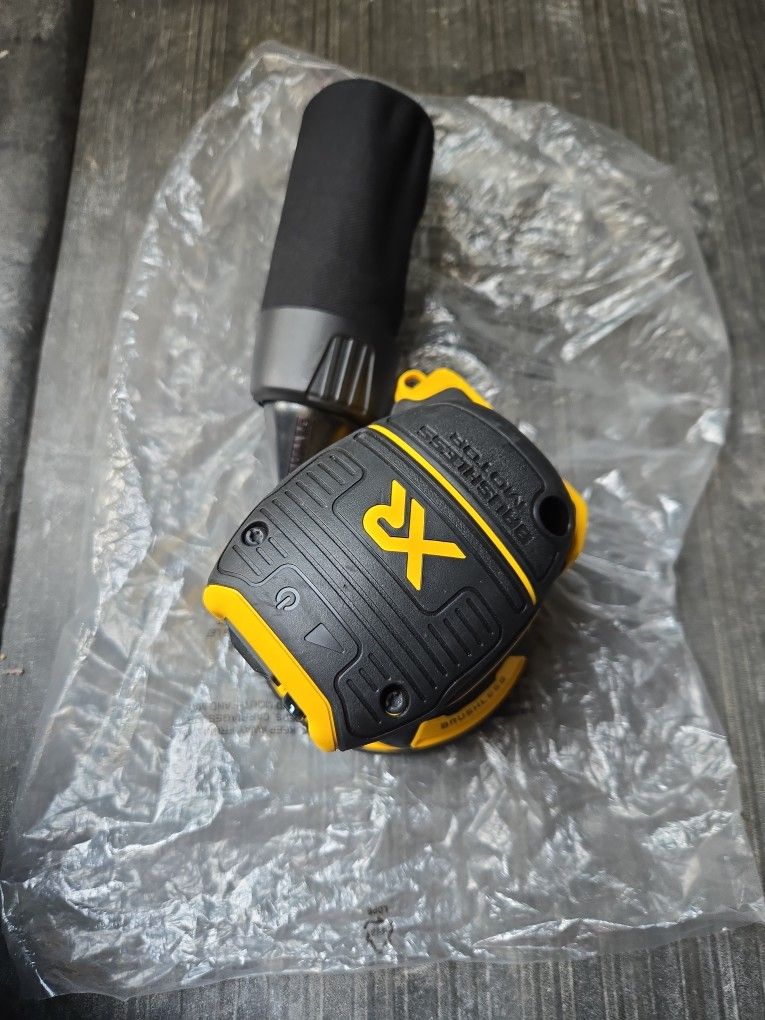 DEWALT 20VMAX XR BRUSHLESS RANDOM ORBIT SANDER NEW (TOOL ONLY) PRICE IS FIRM