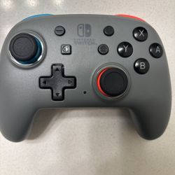 Nintendo Switch Pro Controller
