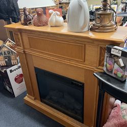 Beautiful Fireplace / Tv Stand 