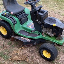 John Deer Tractor 