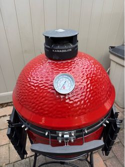 Kamado Joe Classic II (18") with Covermates Cover – Excellent Condition