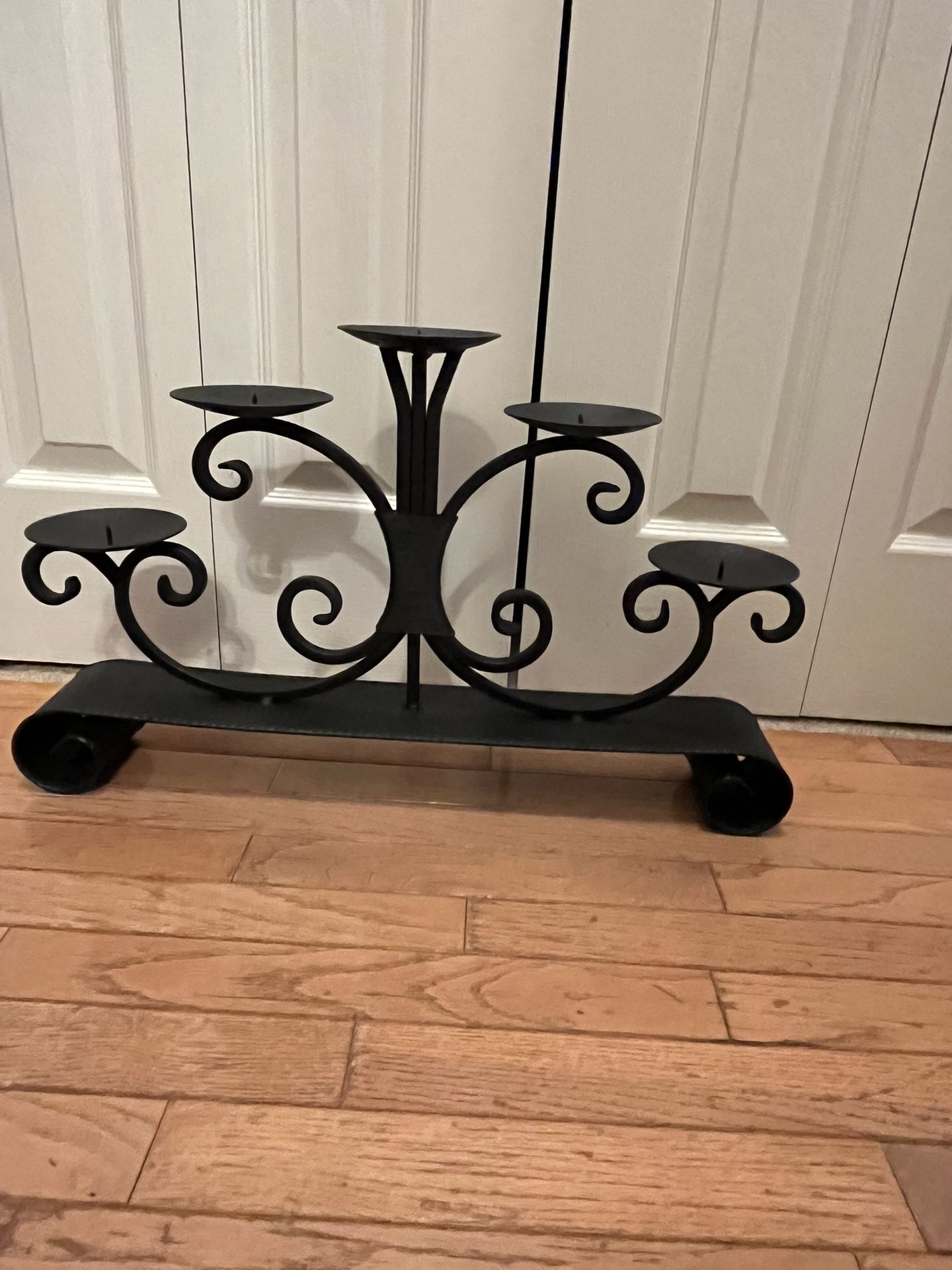 Metal 5 Piece Candle Holder
