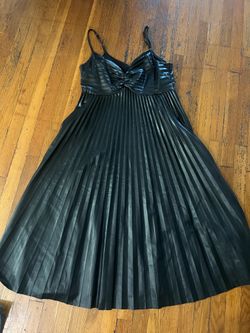 Sofia Vegan Pleated Dress Size L