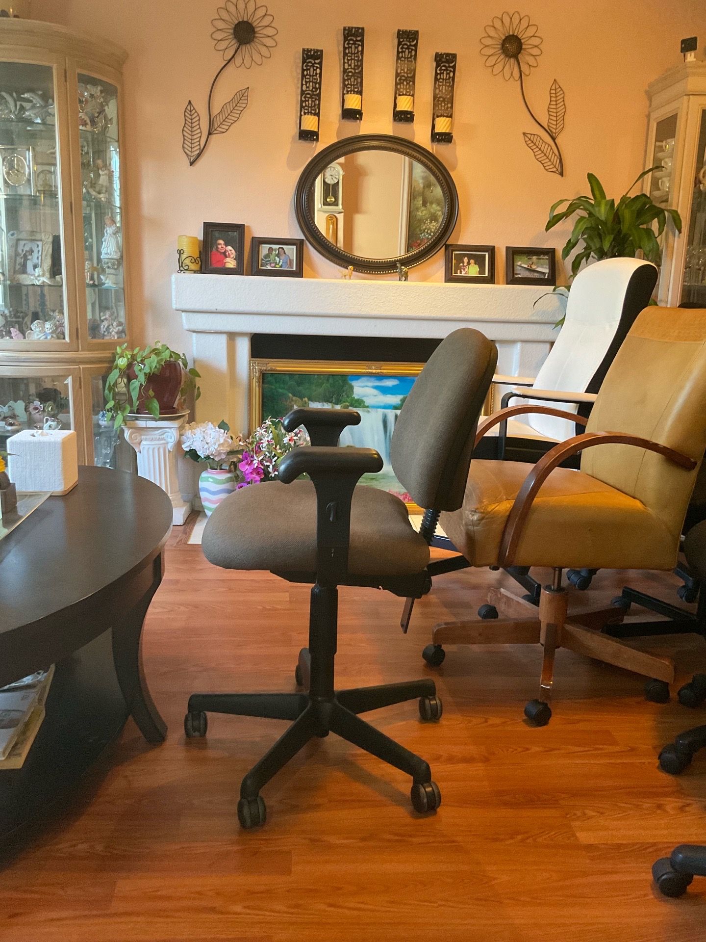 OFFICE. CHAIRS. FOR. SALE