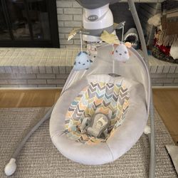 Fisher Price Baby/Infant Swing In Excellent Condition!!