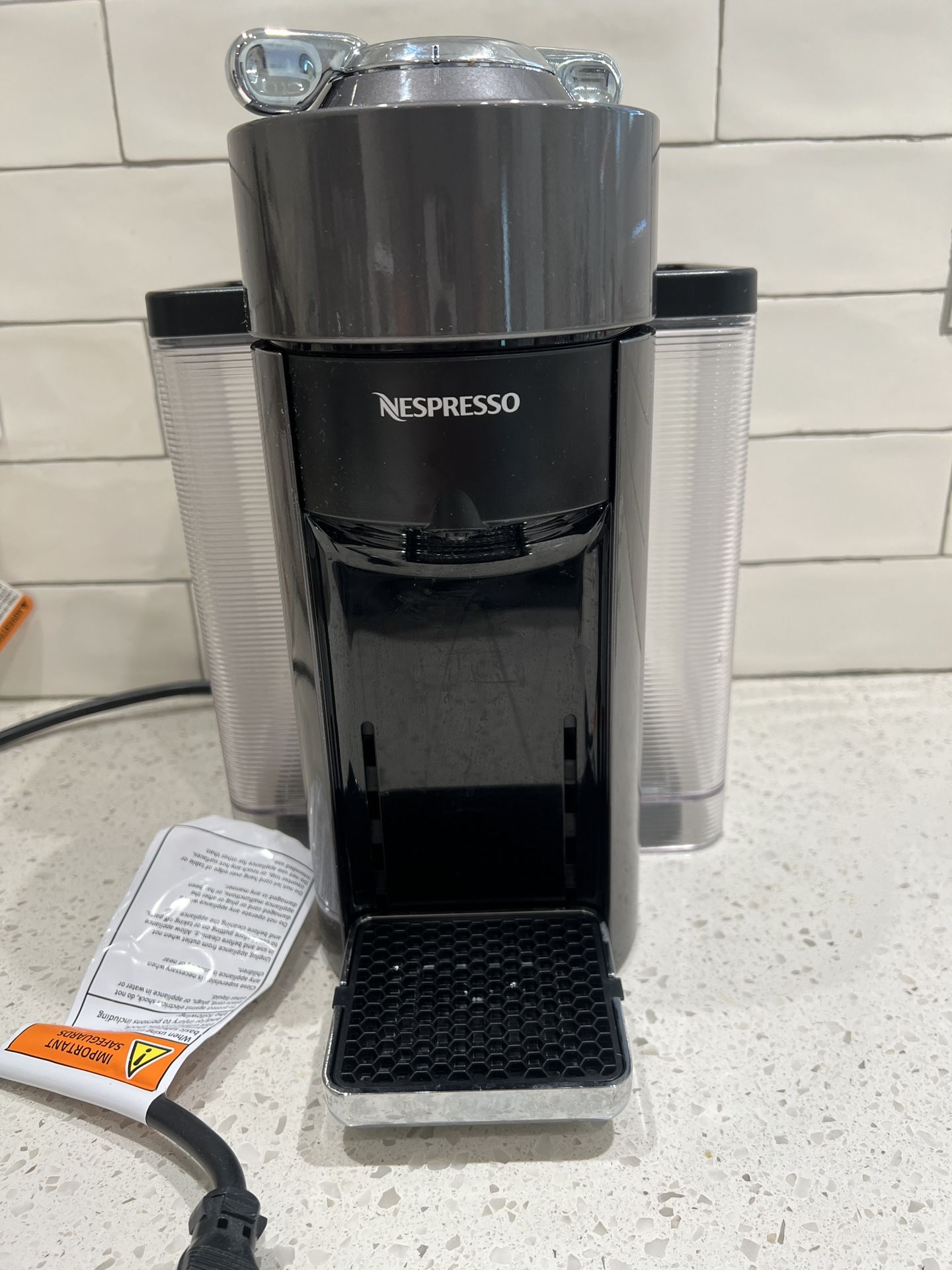 Nespresso Evoluo Piano Black