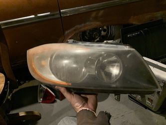 2008 bmw passenger side headlight