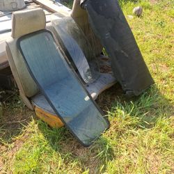68 To 70 Convertible Bug Front Back Windshield Back Seat 225