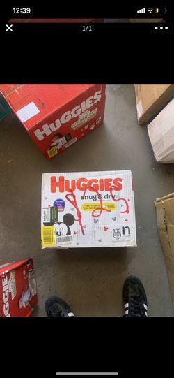Huggies Snug & Dry Diapers Newborn 132c - New Disposable Diapers