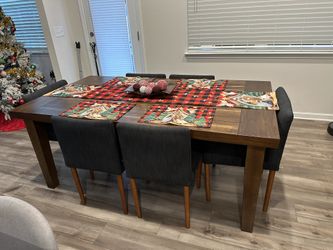 Full Set Of Dinning Room With Wood Table And 6 Chairs With Wood Legs (west Elm)