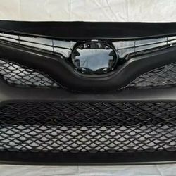 FOR 2018-2020 TOYOTA CAMRY SE XSE FRONT BUMPER COVER ASSEMBLY W/O SENSOR HOLE 