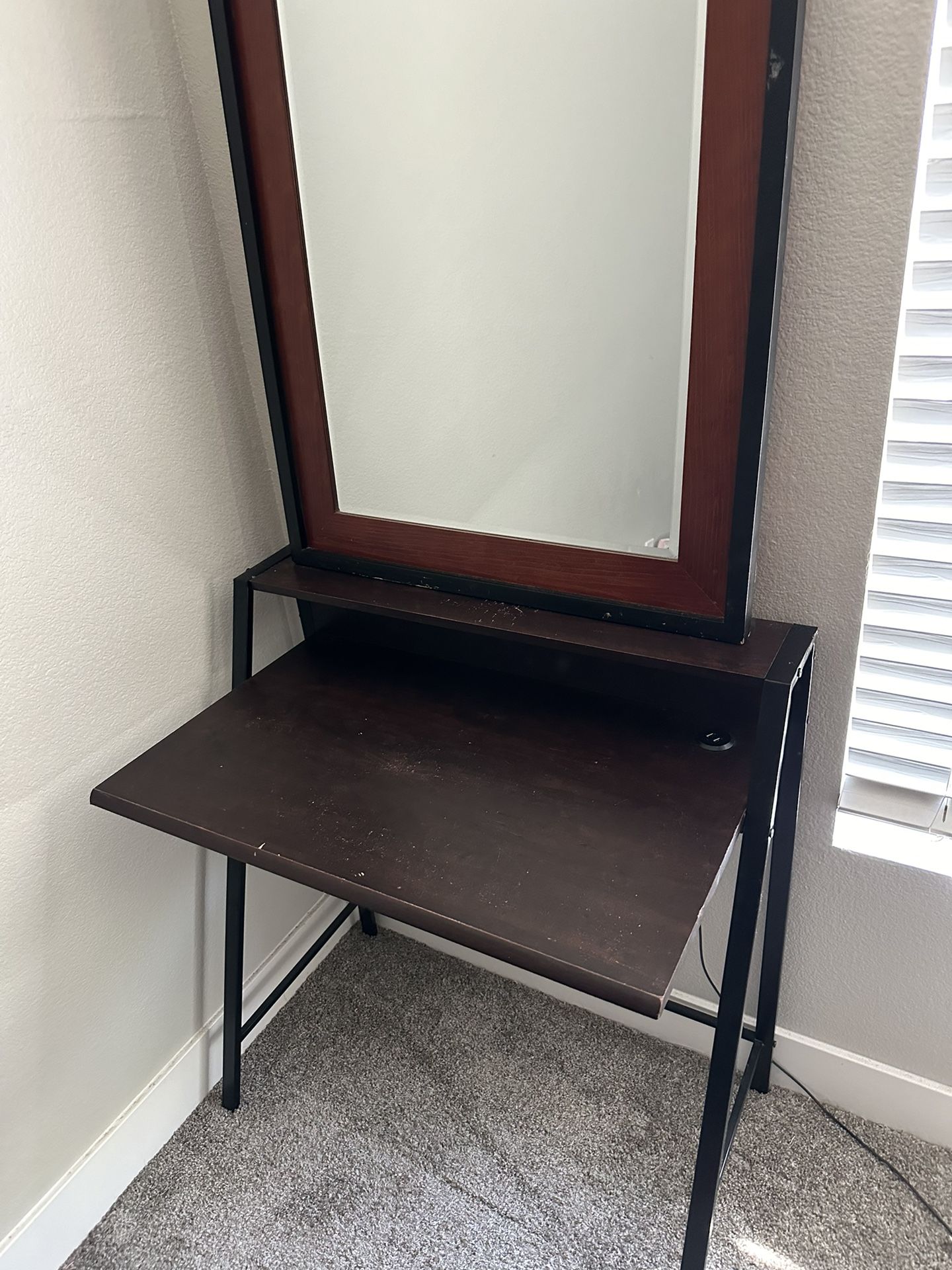 Desk/makeup Table With Mirror And USB Plug Ins