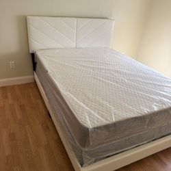 Queen Size Bed Frame New In The Box With Mattress All New Furniture Free Delivery Free Installation 
