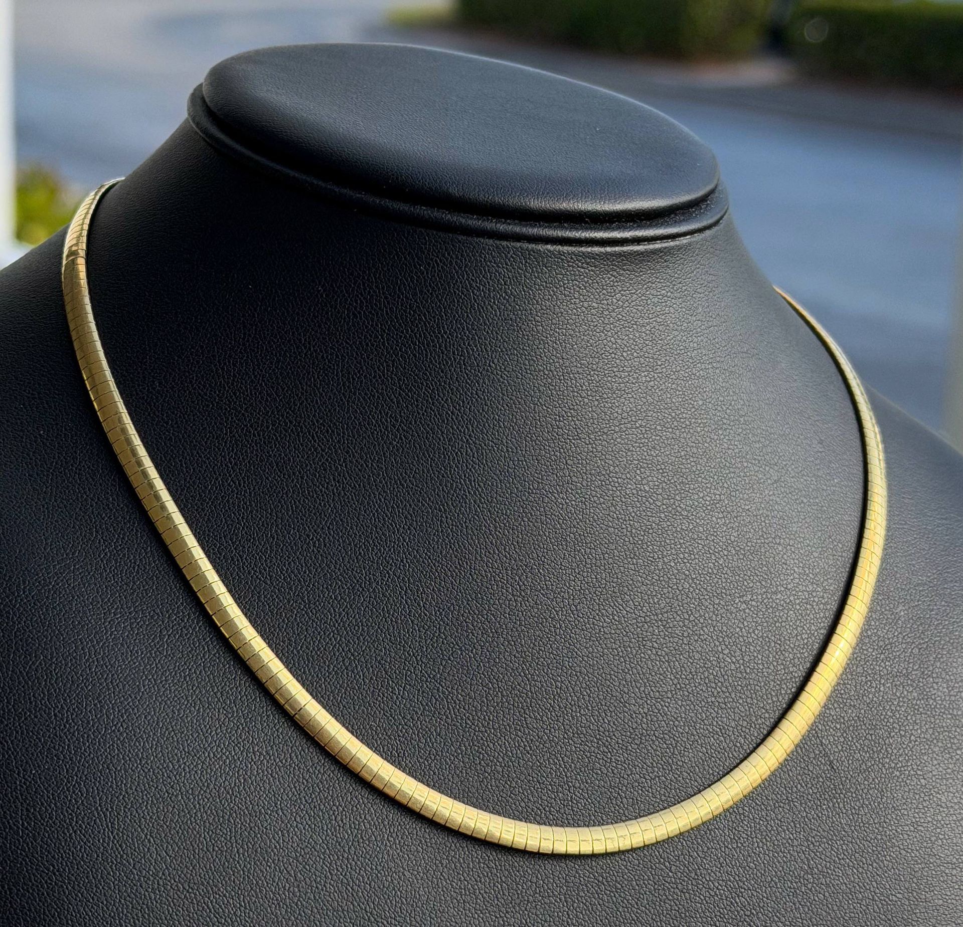 Jewelry 14k solid Yellow Gold omega link 16.00” Chain necklace 18.80grams 4.00mm