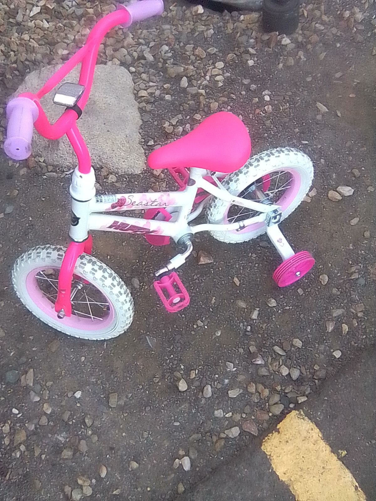 Huffy seastar little girls bike