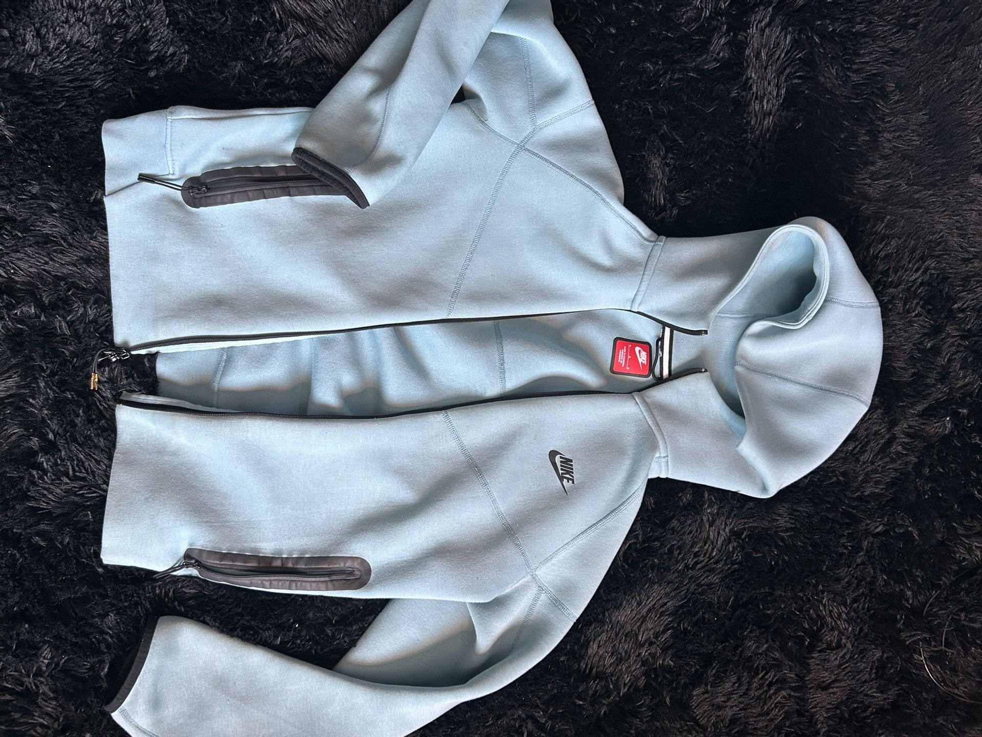 nike tech fleece mens