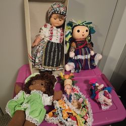 Foreign Dolls