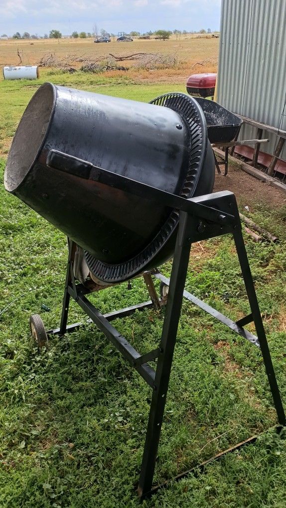 concrete mixer