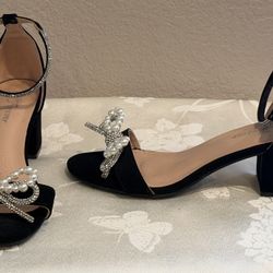 Elegant Black Heels with Pearl and Rhinestone Bows, Size 7 1/2