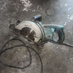 Makita 7-1/2" corded circular saw