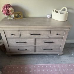 Infant/toddler Bedroom Set 
