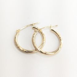 14kt Real Gold Hoop Earring 