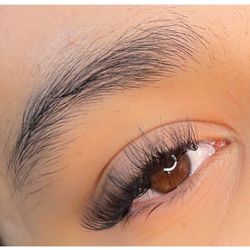 EYE LASH EXTENSIONS WITH HERBEAUTYY💖✨
