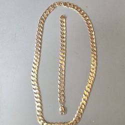 Silver Chain Set.