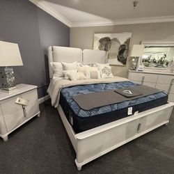 4 Pc King Bedroom Set With LED lights 