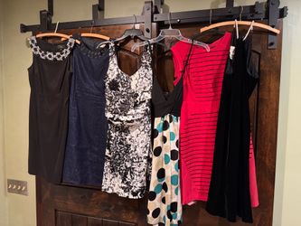 Lot of 6 formal dresses, size 4